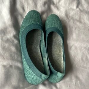 EUC Allbirds forest green Tree Breezers